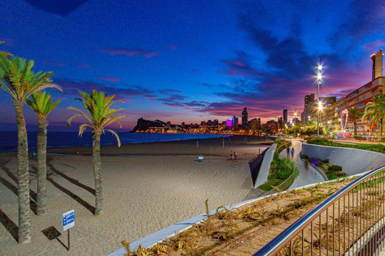 Sunset Waves Sea View Apartments Benidorm Exterior photo