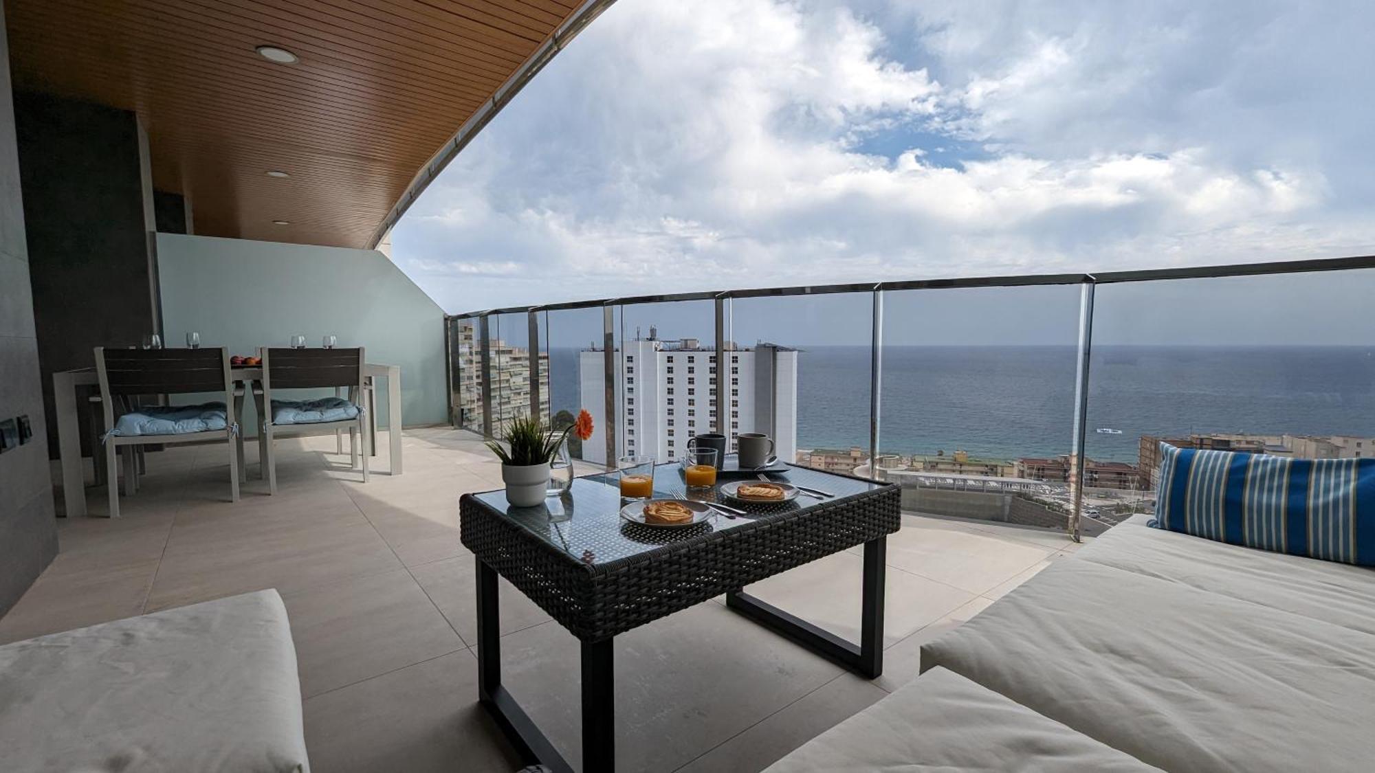 Sunset Waves Sea View Apartments Benidorm Exterior photo